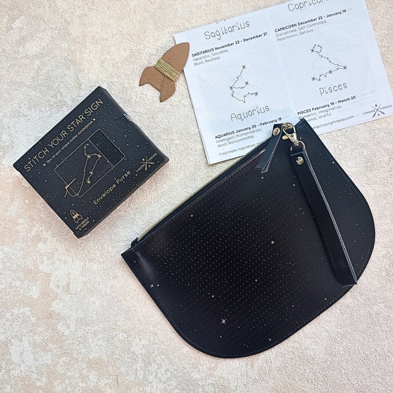 【新年福袋】英國小眾品牌 DIY星座刺繡拉鍊手拿包 + 收納小包 - 手拿包 - 人造皮革 黑色