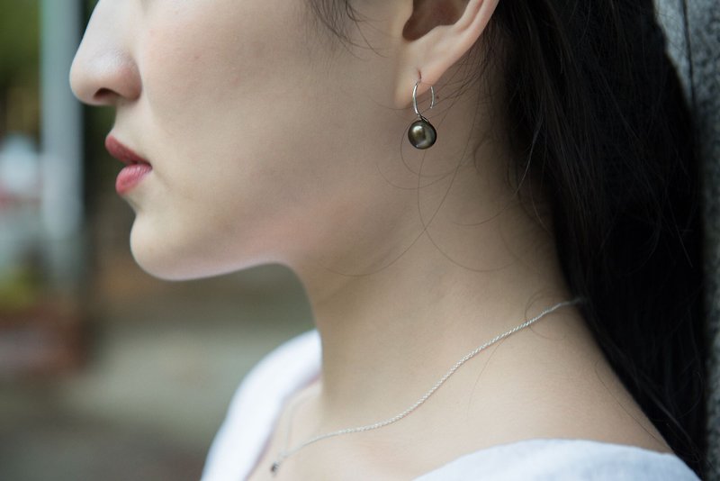 Simple natural black pearl sterling silver earrings - Earrings & Clip-ons - Gemstone Gold