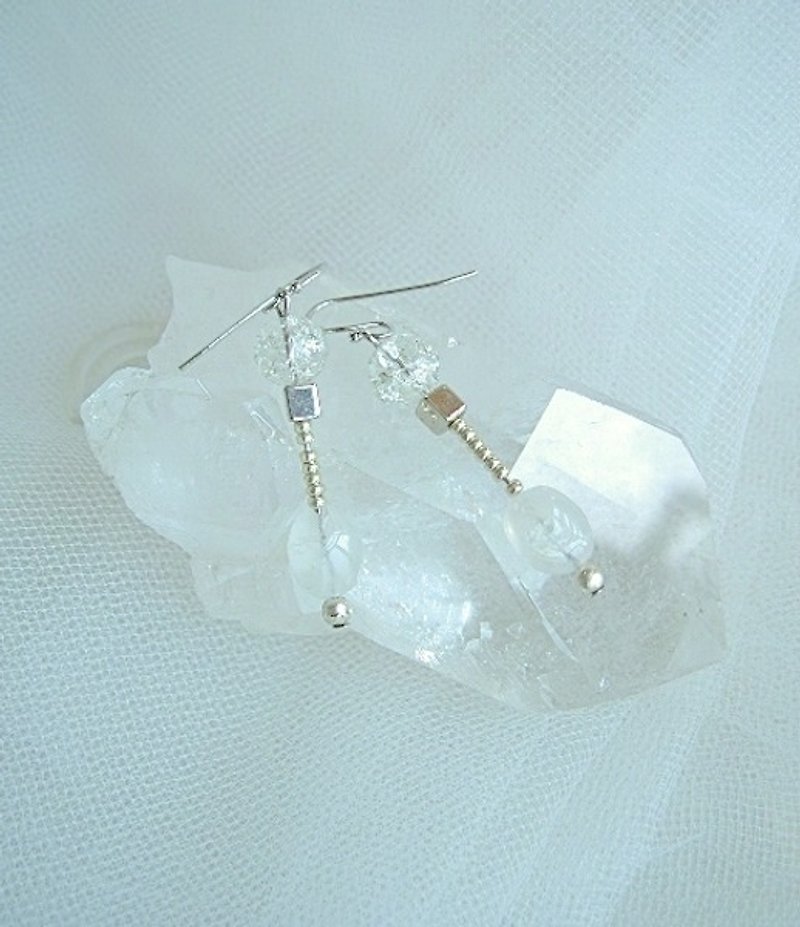 Composition earrings 5 - Earrings & Clip-ons - Gemstone White
