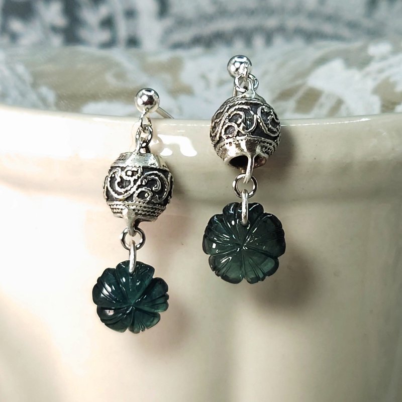 Earrings, Dark Green Tourmaline, Sterling Silver, Handmade Jewelry - ต่างหู - เครื่องเพชรพลอย สีเขียว