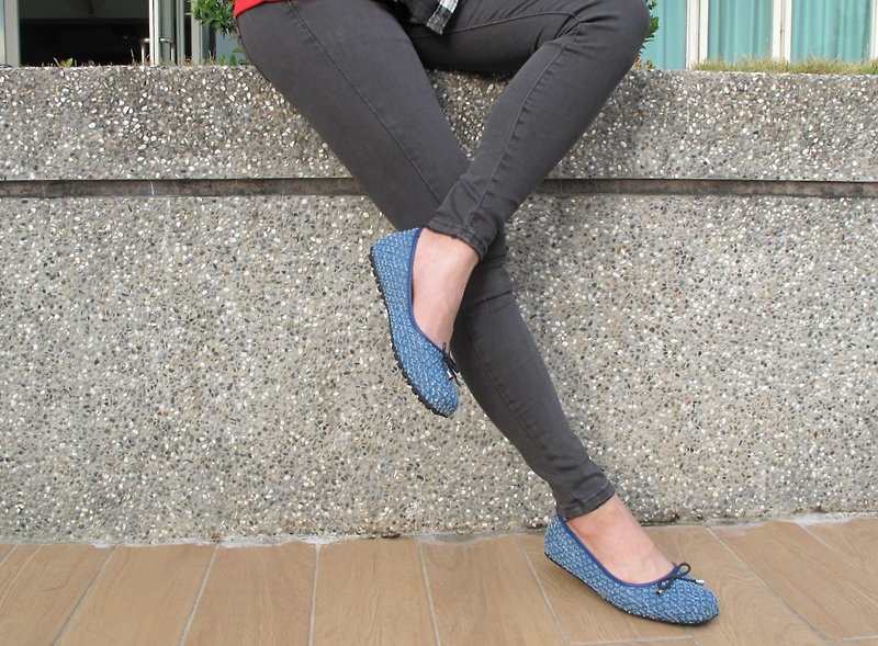 MIT [denim bow flats-blue] soft-soled casual shoes that don’t come off - Women's Casual Shoes - Other Man-Made Fibers Blue