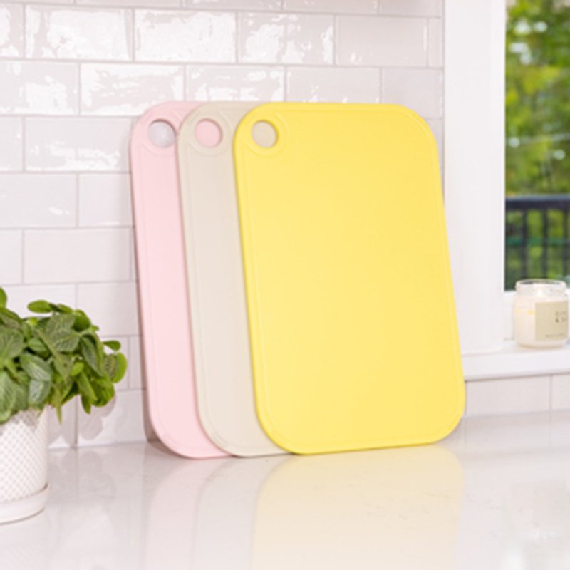 Canadian ZUUTii double-sided cutting board (three colors) - ถาดเสิร์ฟ - พลาสติก หลากหลายสี