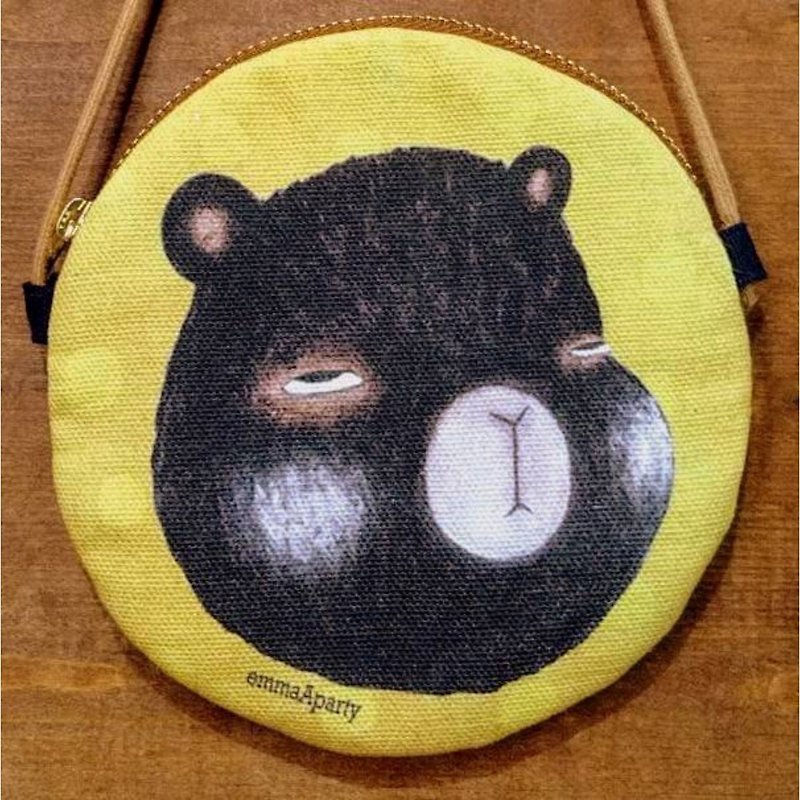 emmaAparty illustration small round bag: full black bear - กระเป๋าใส่เหรียญ - ผ้าฝ้าย/ผ้าลินิน สีเหลือง
