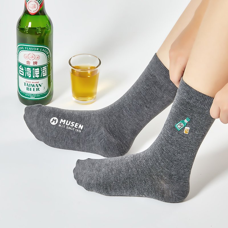 刺繡襪-啤酒Beer 長襪|中筒襪|男女同款 - 襪子 - 棉．麻 
