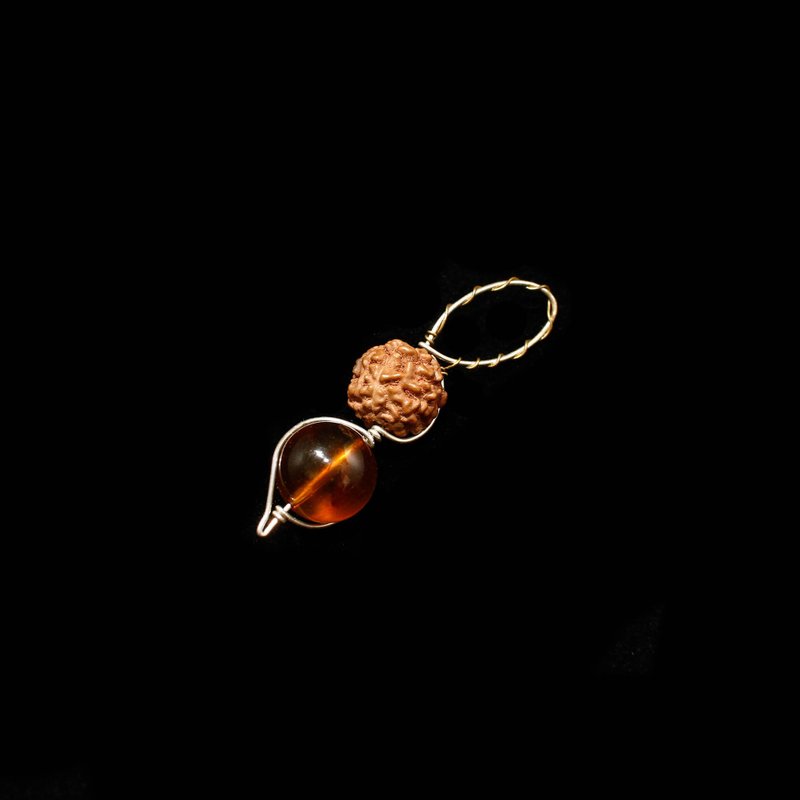 【琥珀系列】純銀纏繞 5辦菩提子+緬甸棕紅珀 _ 太空人琥珀版 M號 - 項鍊 - 寶石 多色