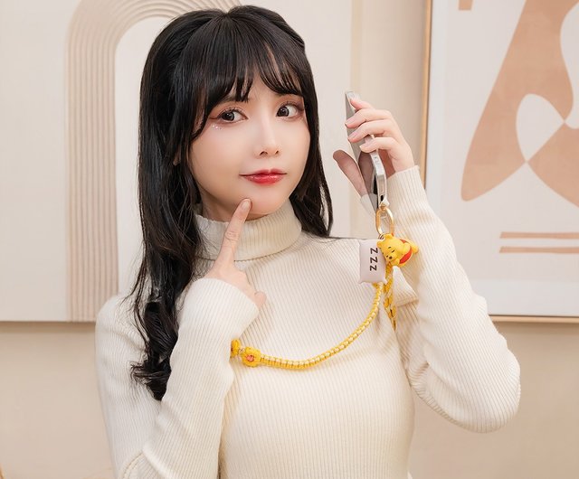 旅行必需品】くまのプーさんシリーズ 携帯電話用編み込みネック