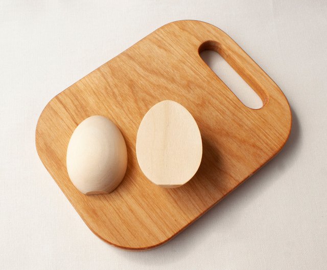 Wooden cutting board toy for children to play kitchen, pretend