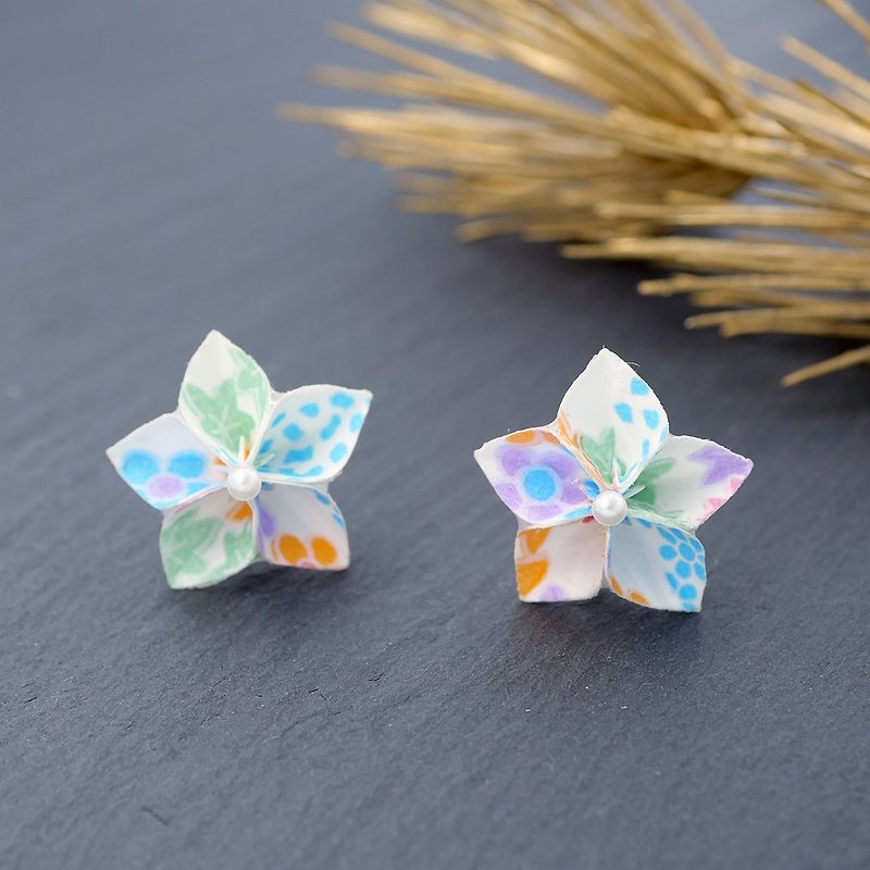 Kikyo earrings [Yuzen Chiyogami]