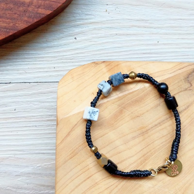 Oˋre Silver bracelet series wax rope bracelet natural stone brass section 45 with designer exclusive wooden box - Bracelets - Stone Black