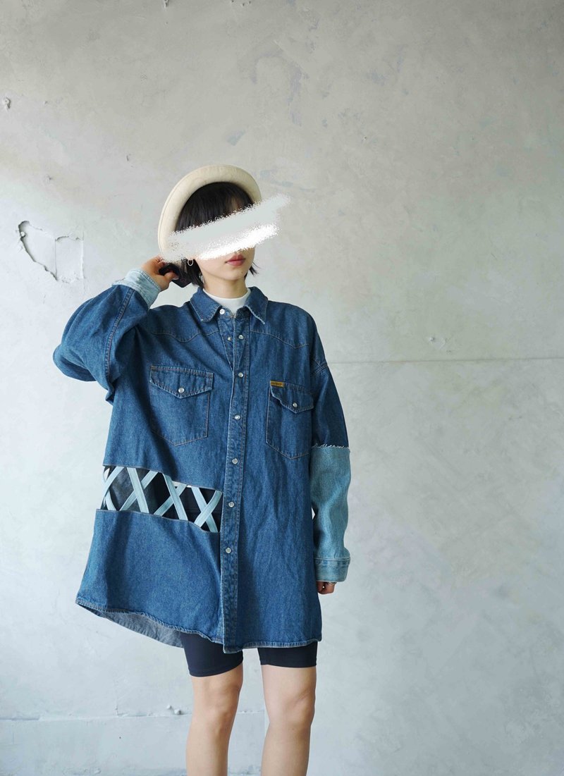 Restyle transforms vintage clothing-vintage dark blue denim XX hollow design long version thick pound unisex shirt - เสื้อเชิ้ตผู้หญิง - ผ้าฝ้าย/ผ้าลินิน สีน้ำเงิน