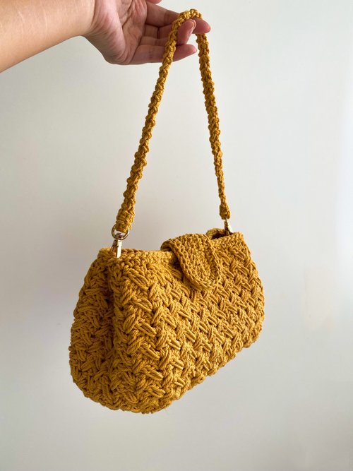 121 free crochet online handbag patterns