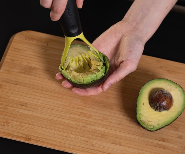 AVOCADO - Avocado peeler/slicer - Shop Overall Cookware - Pinkoi