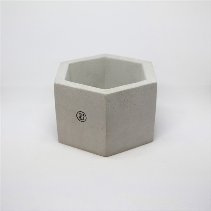 【野草不野】特大六邊 / 水泥盆器 - 花瓶/花器 - 水泥 灰色