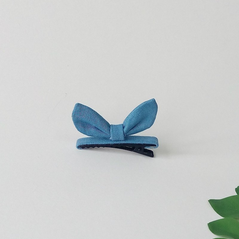 藍兔耳朵立體髮夾 手工染 藍染 可愛 蝴蝶結 立體 文創 兔耳朵    - 髮夾/髮飾 - 棉．麻 藍色