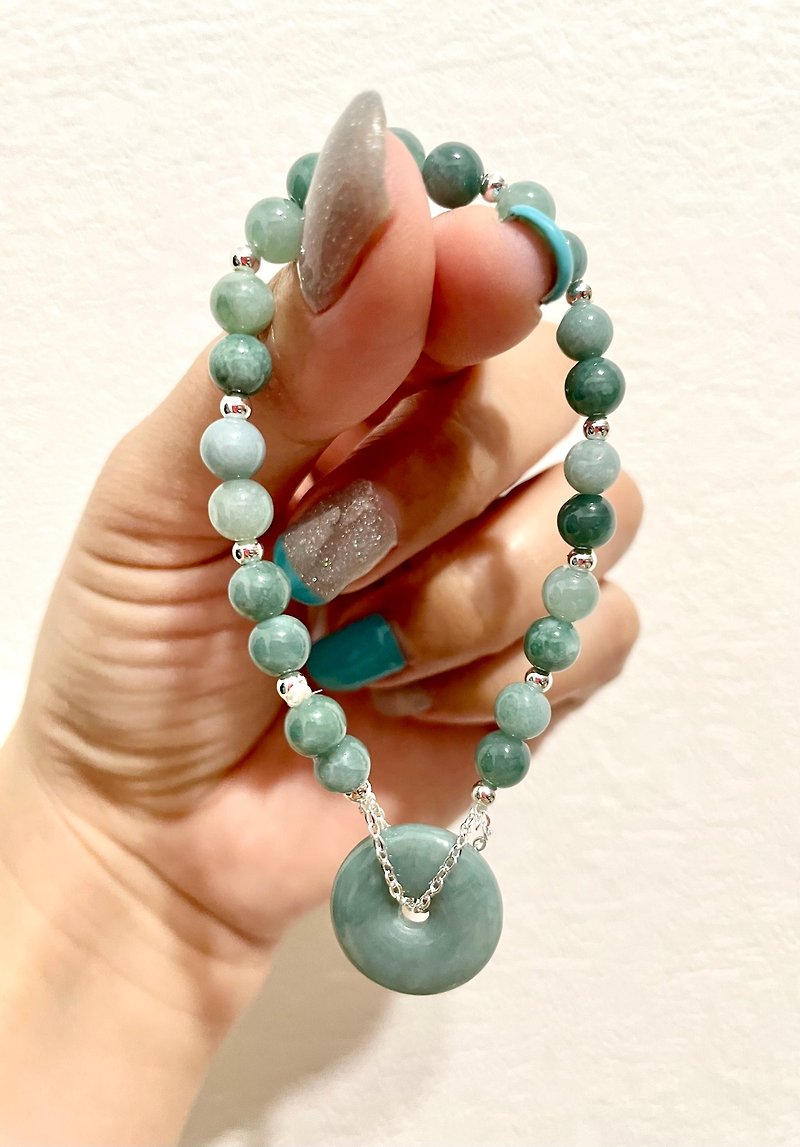 [Emerald Peace Buckle] Design Bracelet Bracelet Bead Bracelet - Bracelets - Crystal Green