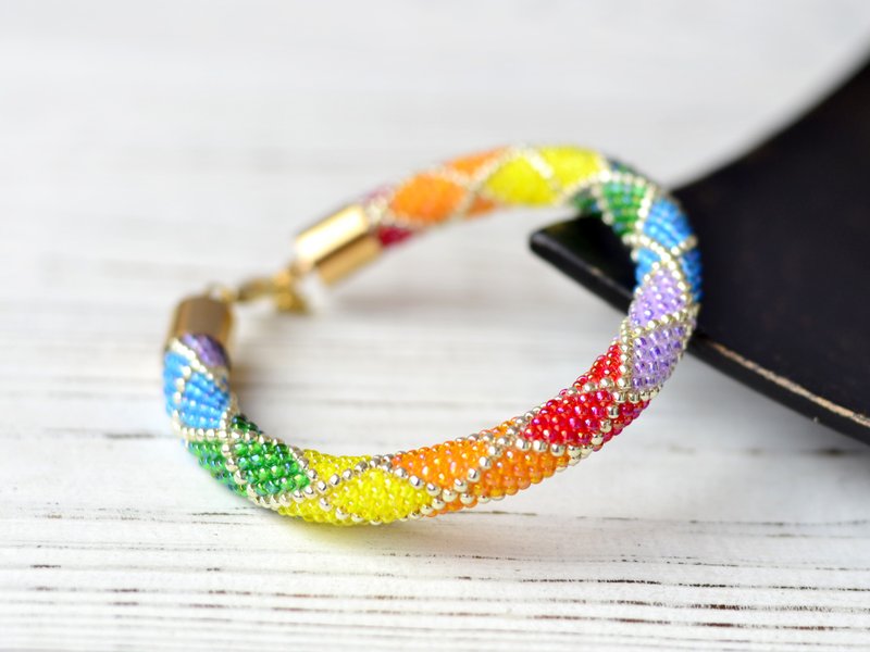 Bead crochet DIY kit bracelet, Colorful bracelet making kit for adults - 編織/刺繡/羊毛氈/縫紉 - 玻璃 多色