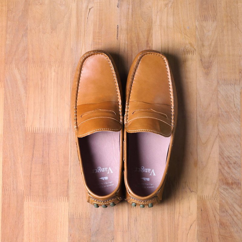 Vanger elegant and beautiful ‧ simple and elegant Penny beanie bottom loafers Va213 cowhide brown - รองเท้าลำลองผู้ชาย - หนังแท้ สีนำ้ตาล