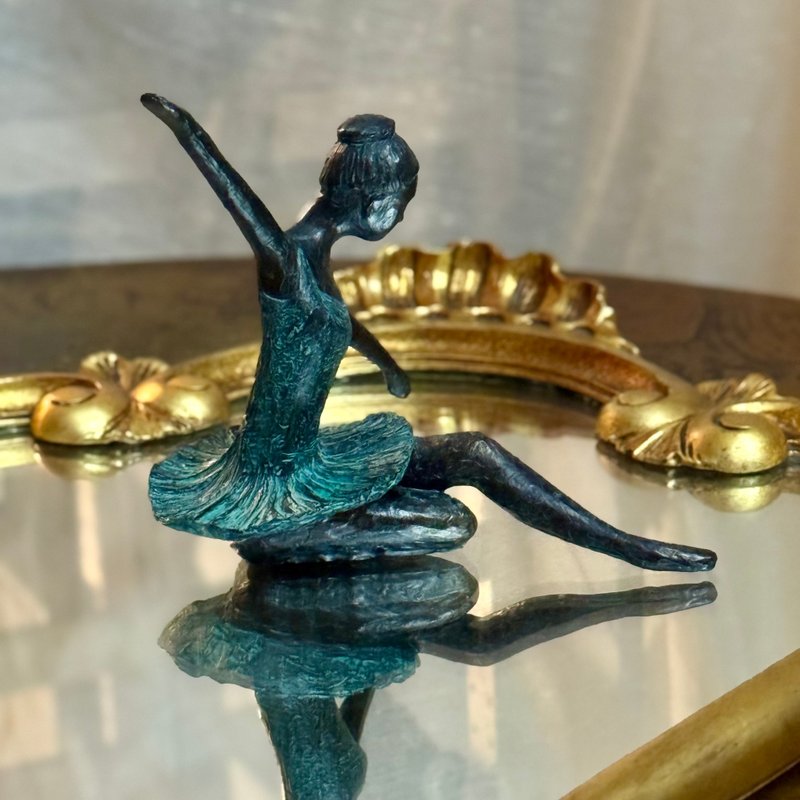 50546-美しいフランスのバレエダンサーの彫刻 - 置物 - その他の素材 