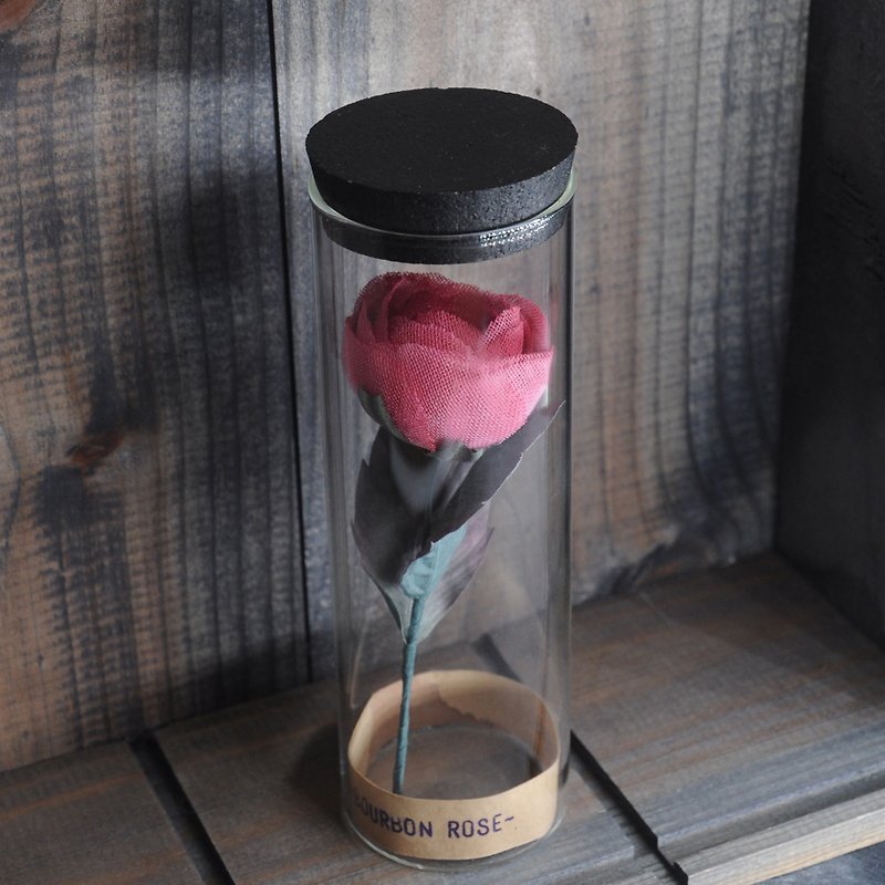 【Japanese Fabric Dyeing Craft】Bourbon Rose・Vase Flower | Imitation Specimen | Decoration | Decoration - Items for Display - Cotton & Hemp Red