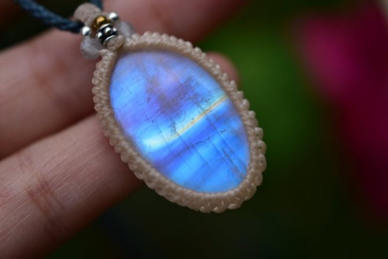 Rainbow Gradient High Quality Rainbow Moonstone Macrame Necklace 700 - สร้อยคอ - เครื่องเพชรพลอย 