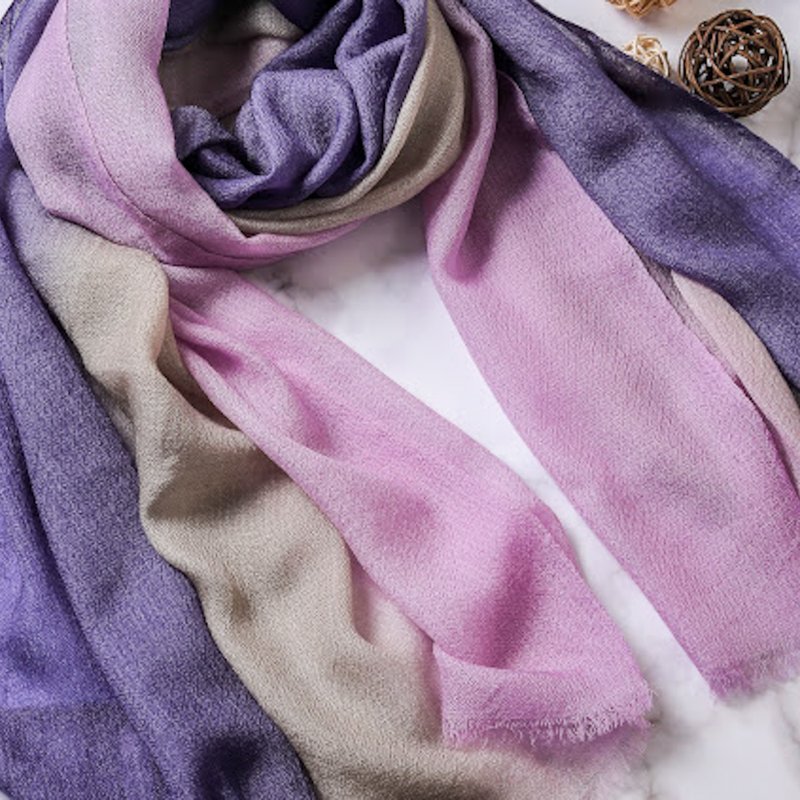 Cashmere cashmere scarf/shawl gradient ring velvet is suitable for all seasons - Knit Scarves & Wraps - Wool Purple