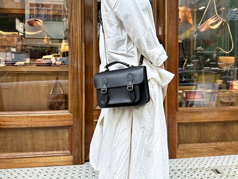 British Cambridge Bag (S) Leather DIY Material Bag Good Sewing Side Back Handbag Crossbody Bag Wenqing - เครื่องหนัง - หนังแท้ สีดำ
