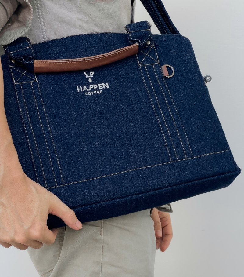 [Cafe Bag Series] Denim Denim Laptop Bag - กระเป๋าแล็ปท็อป - ผ้าฝ้าย/ผ้าลินิน สีน้ำเงิน