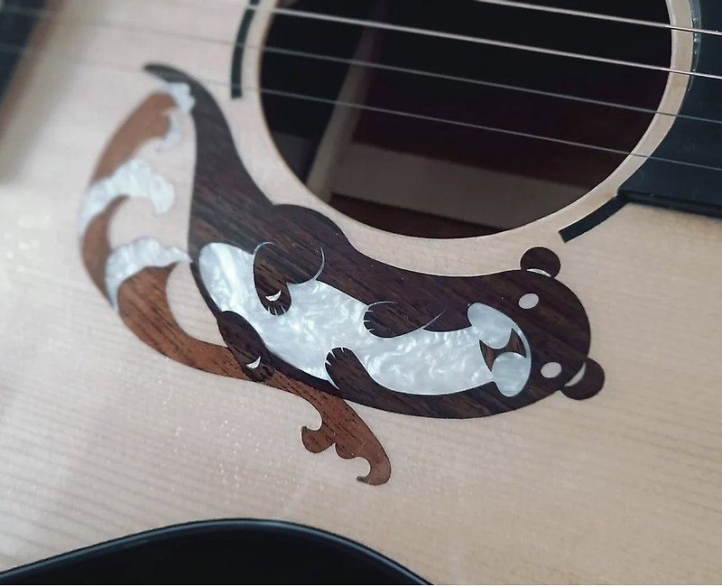 台灣品牌 可愛水獺全單板 36寸旅行木吉他 - 吉他/樂器 - 木頭 咖啡色