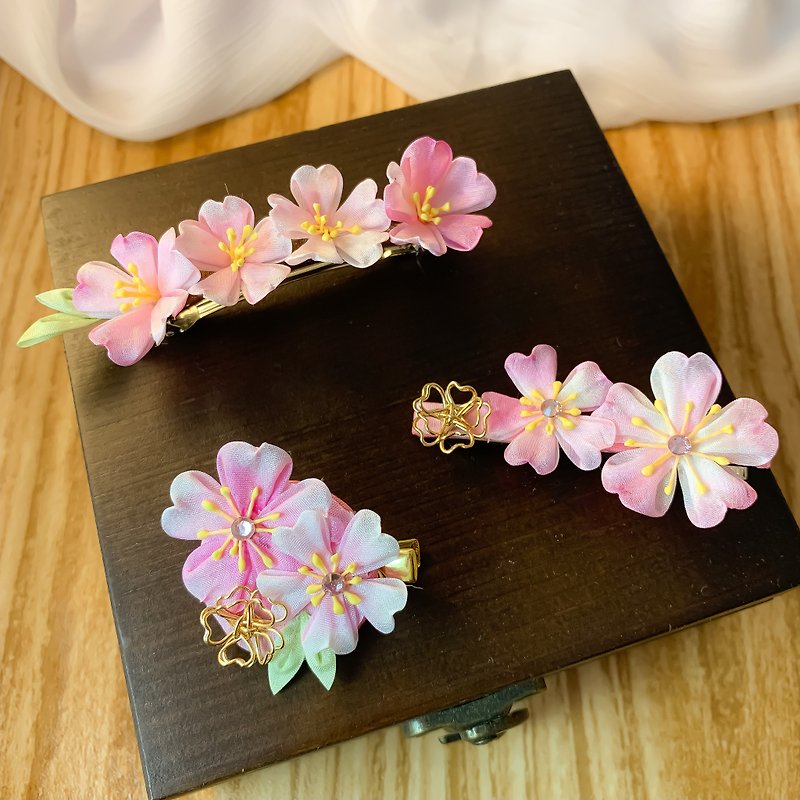 (Sakura さくら) Fine cloth flower cherry blossom hairpin (all 3 models) つまみ 工 - เครื่องประดับผม - ผ้าไหม สึชมพู