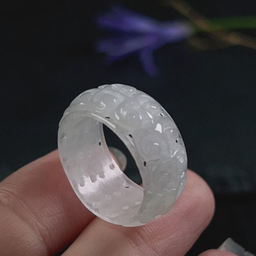瓔珞翡翠 冰種翡翠雕花戒指戒圈 | 國際14圍 | 天然緬甸玉翡翠A貨 | 送禮