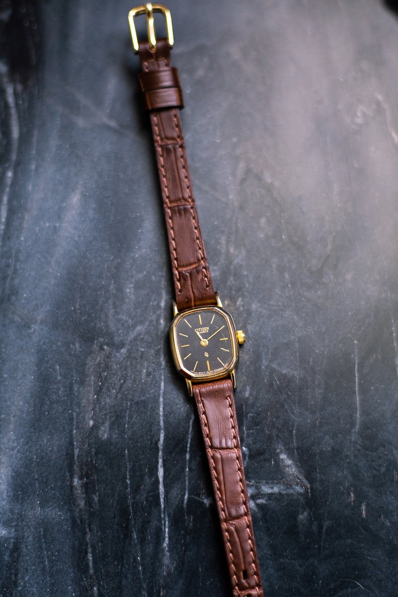 其他材質 女裝錶 金色 - (售完) CITIZEN 黑面盤 八角 金 石英錶 日本機芯 古董錶