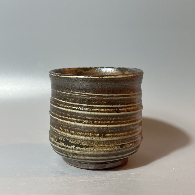 Wood-fired simple and dusty master cup/spiral pattern series/handmade by Xiao Pingfan - Teapots & Teacups - Pottery 