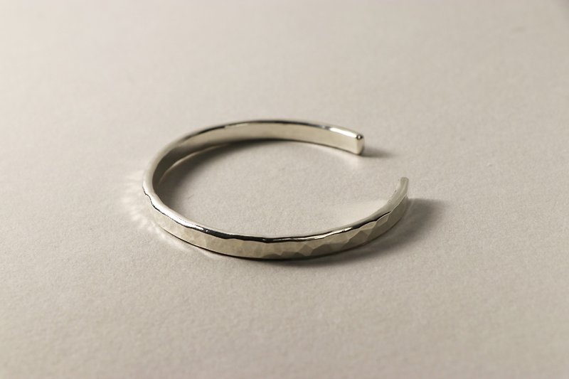Kawagoe【Silver 925】water ripple sterling silver bracelet hand-made custom - สร้อยข้อมือ - เงินแท้ สีเงิน