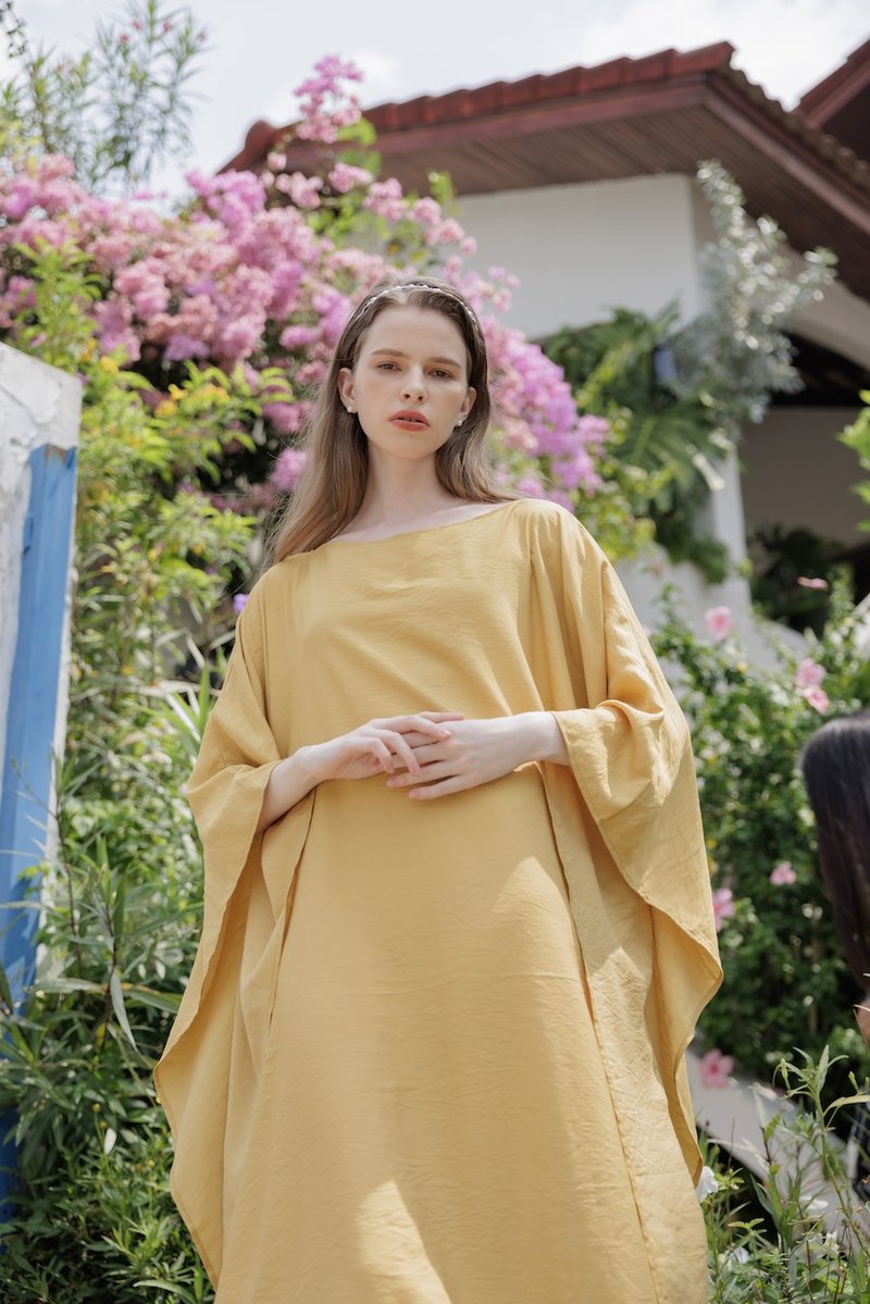 Yellow Silk Paris Kaftan Dress, Women Plus Size, Evening Pyjamas, Bridemaids - ชุดเดรส - ผ้าไหม สีเหลือง