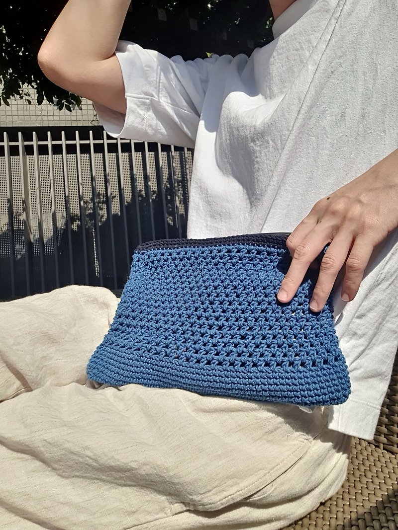 cotton yarn crochet handbag / bag in bag / pouch - ocean blue / navy - Toiletry Bags & Pouches - Cotton & Hemp Blue