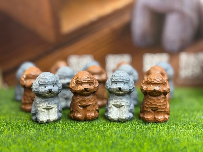 (自家設計)椴木木雕可愛貴婦狗 - 擺飾/家飾品 - 木頭 