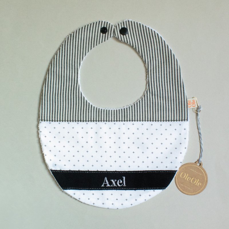 Personalized Baby Bib | B&W Stripes & Crosses - ผ้ากันเปื้อน - ผ้าฝ้าย/ผ้าลินิน สีดำ