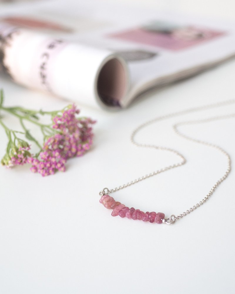 Raw Pink Tourmaline Necklace, 925 Silver, Aries gem, leo crystal Gift - สร้อยคอ - คริสตัล สึชมพู