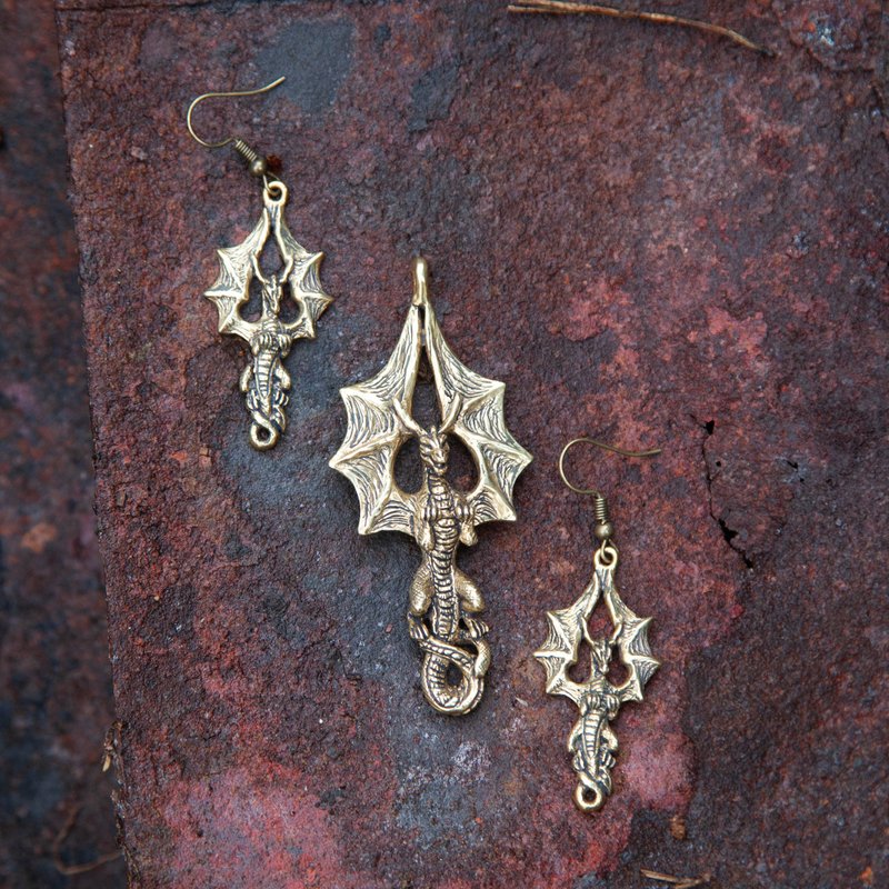 Dragon earrings and pendant jewelry set. handcrafted authentic jewelry. Necklace - ต่างหู - โลหะ สีส้ม