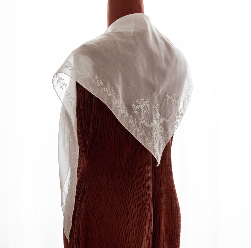White cotton muslin fichu – 18th century style - 絲巾 - 棉．麻 白色