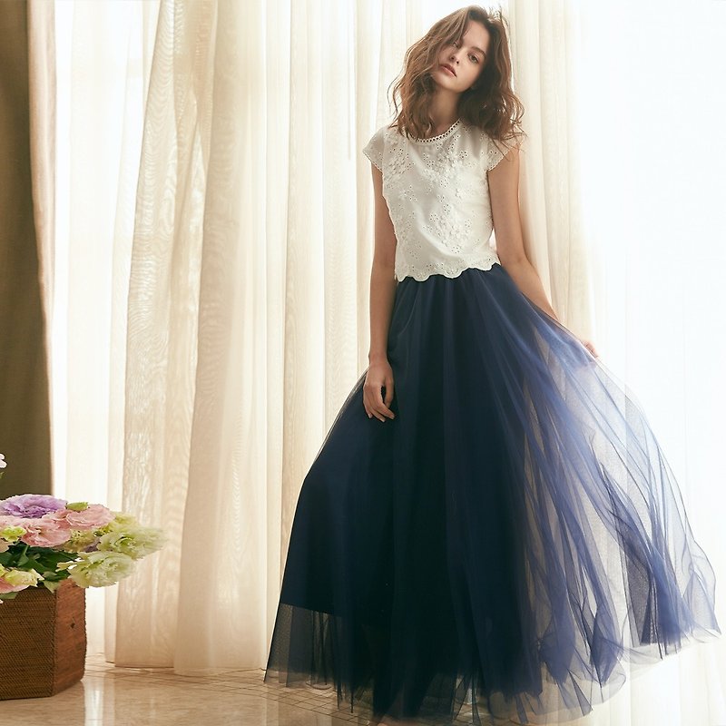 Agnes愛格妮絲典雅立體刺繡貼花上衣 +藍長紗裙 (二件式) - 禮服/小禮服 - 聚酯纖維 