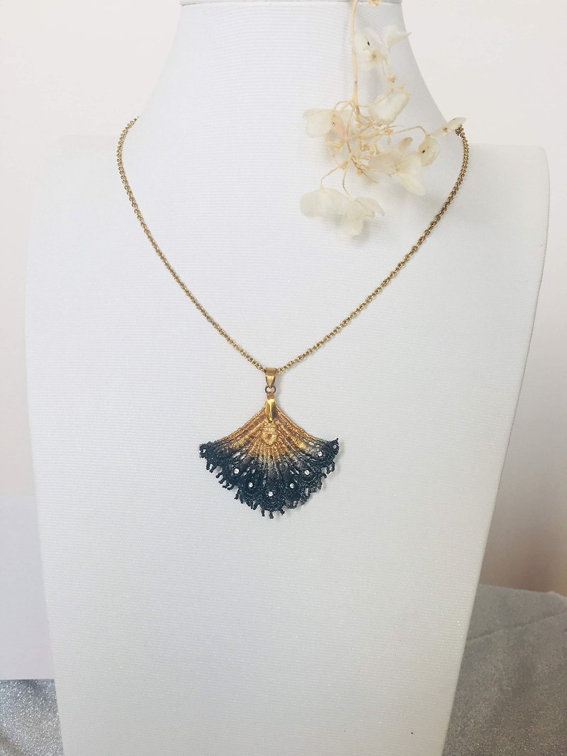 Necklace / Sunrise - Ali Mountain - Necklaces - Thread 