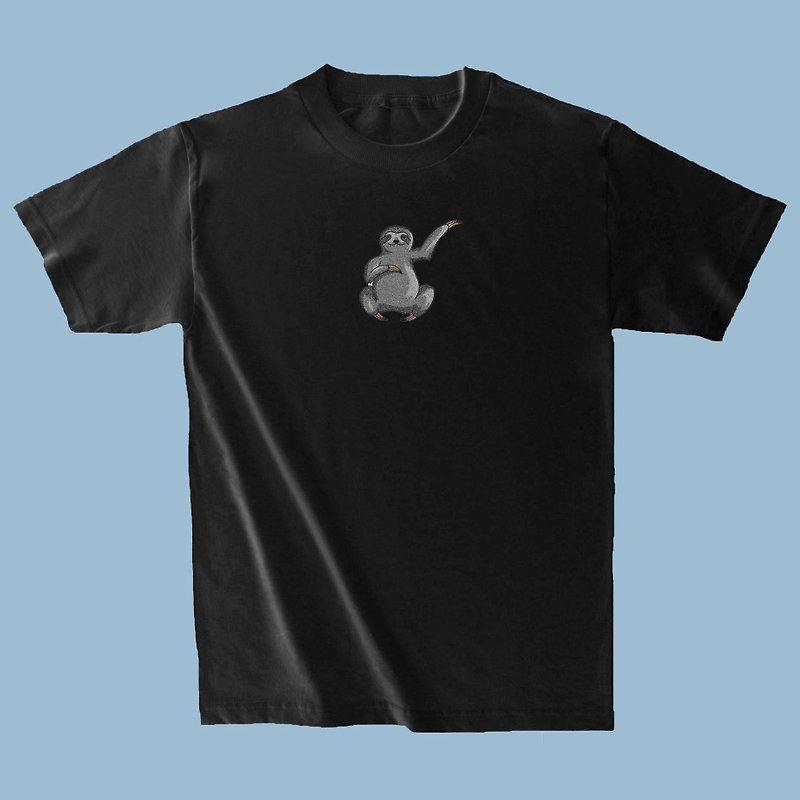Whitee 白T  樹懶設計 短袖T-shirt 打坐樹懶 T恤 TEE - 其他 - 棉．麻 黑色