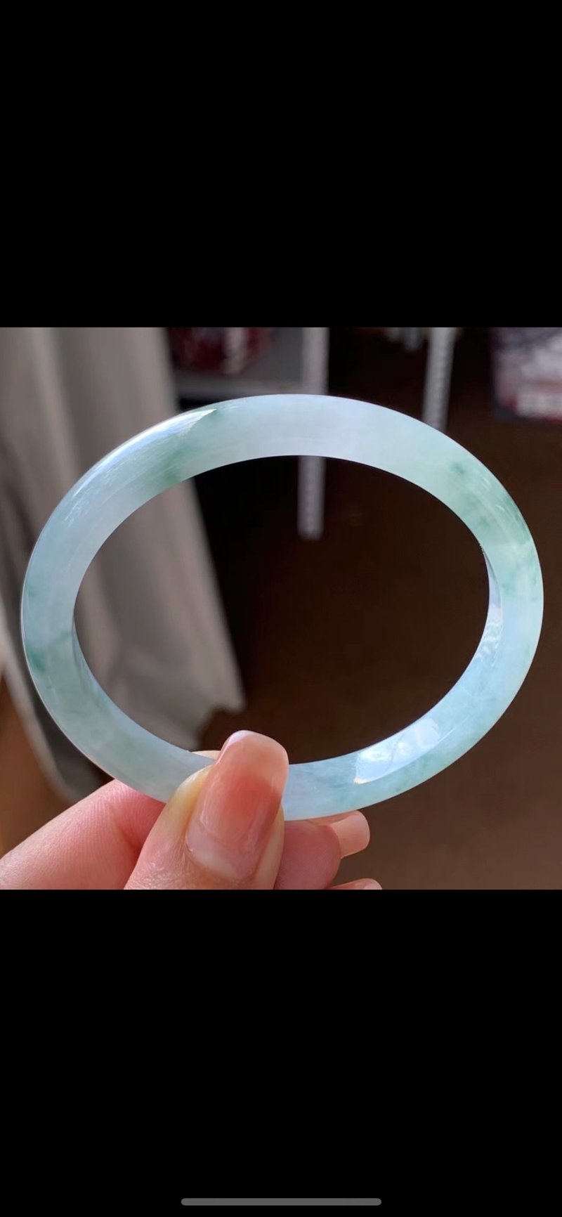 冰種翡翠天然翡翠玉鐲A玉手鐲 玉鈪 • 冰種藍綠飄花翡翠貴妃鐲 - 手鍊/手環 - 玉石 藍色