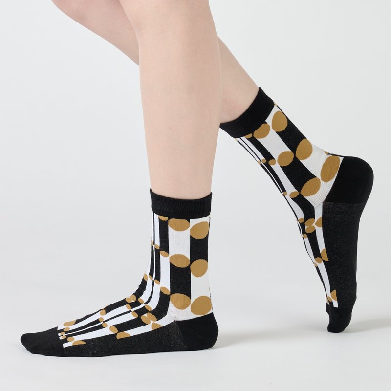 聯名國家兩廳院_管風琴 中筒襪 - 黑(F) - 襪子 - 棉．麻 黑色