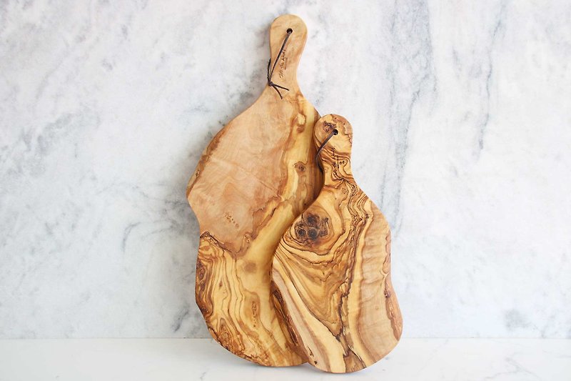 オリーブの木のツーピースの自然な形状のハンドルバーまな板（ハンドルバーを含む）ワインチーズパン - おたま・フライ返し - 木製 
