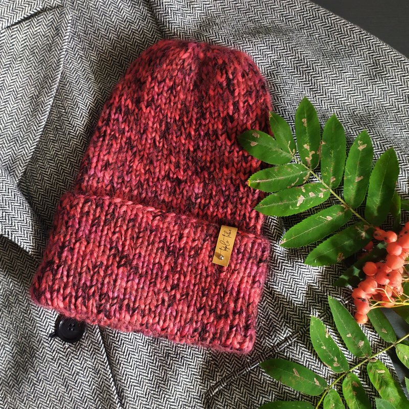Warm womens handmade knitted hat | レディース帽子 - 帽子 - 羊毛 多色