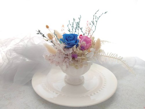 テーブルの花 ClubTable ナカヤマ(株)『泰山木』(約w6.5×h7.5cm)