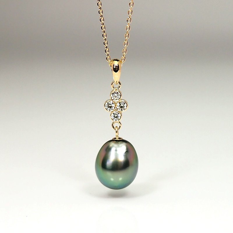 18K yellow gold　Black south sea pearl Diamond pendant - Necklaces - Pearl 