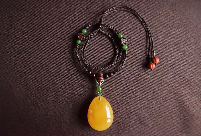 [The Dream] Amber Natural Amber and Beeswax Classical Necklace - สร้อยคอ - เครื่องเพชรพลอย สีส้ม